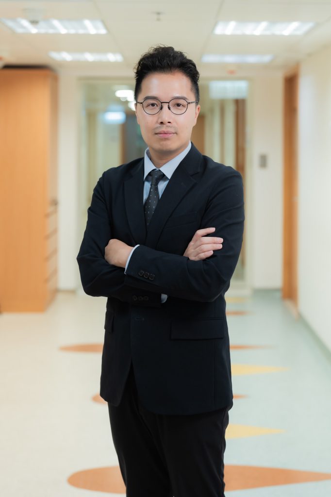 Dr. Wong Man Ho, Ivan