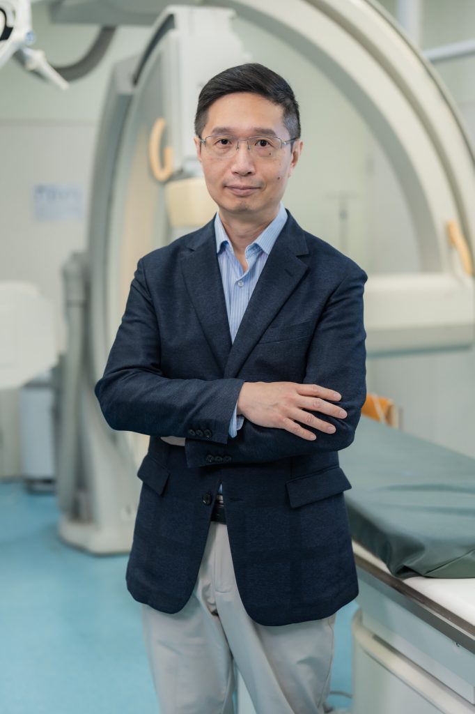 Dr. Tsang Chi Yan, Vincent